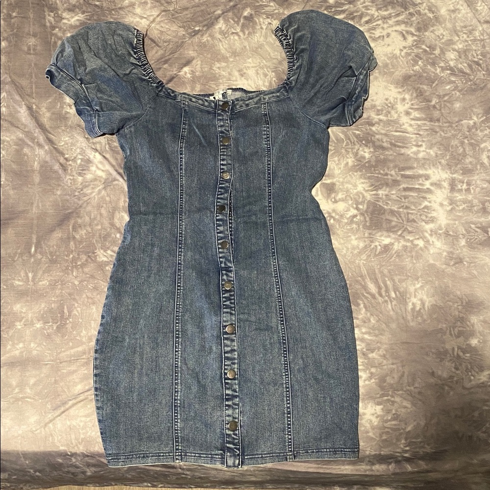 Denim Puff Sleeve Button-Down Dress